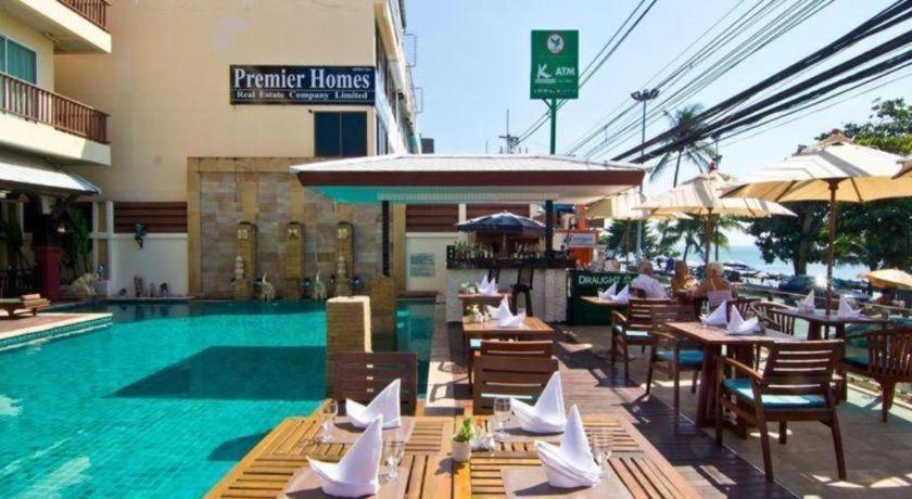 Sarita Chalet y spa Hotel Jomtien Exterior foto